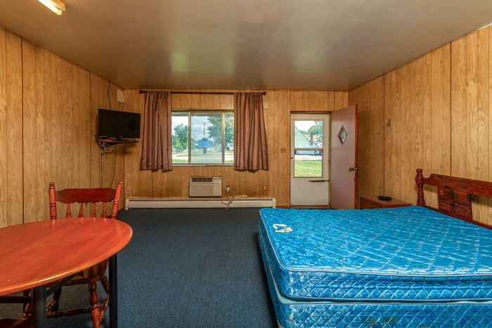 Paradise Motel - Real Estate Photos